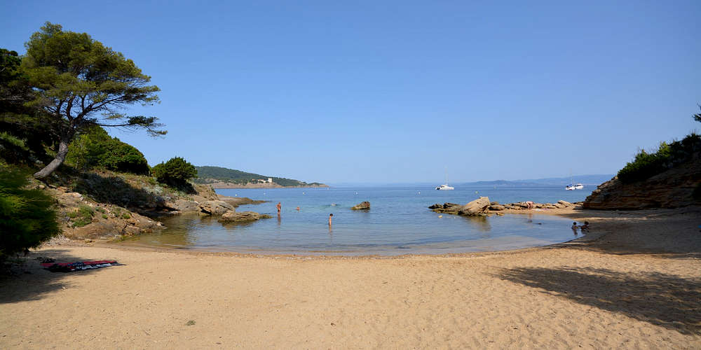 Photo of Île du Levant (83) by #hyerestourisme